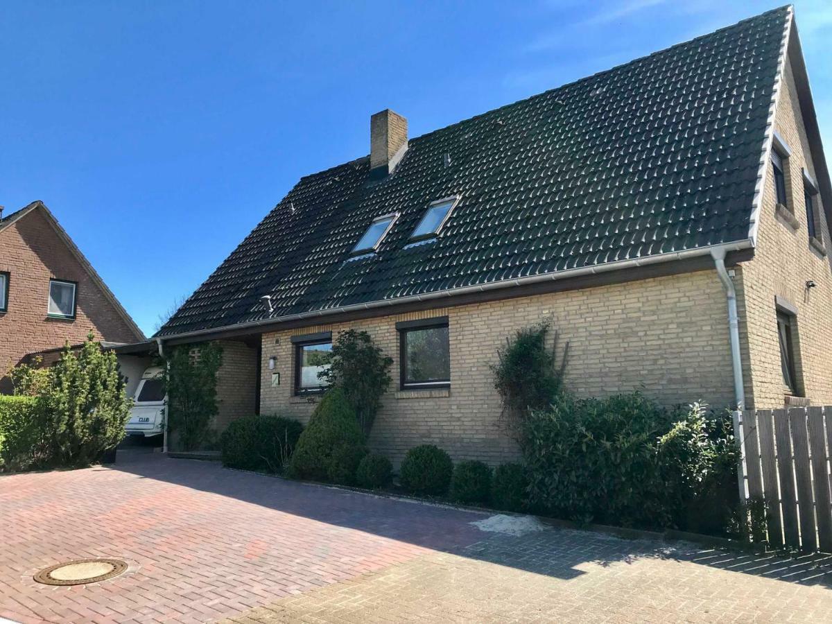 Mal Steinbock _ Ferienwohnung Anni Malente Exterior foto